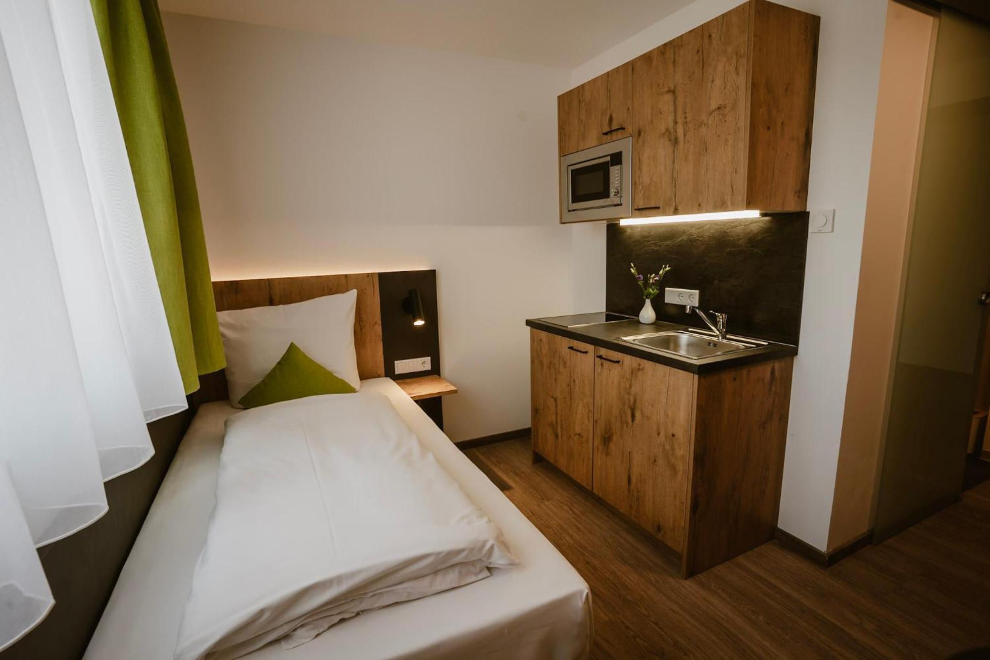 Motel Sleep Inn Toging am Inn Eksteriør billede